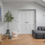 Ford Park House Penthouse Escape アパート *