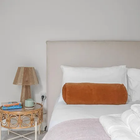 Ford Park House Penthouse Escape *